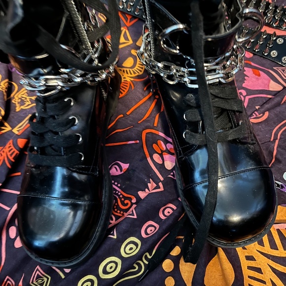MOVING SALE CURRENT MOOD COMBAT BOOTS 8 EUC - Picture 5 of 5